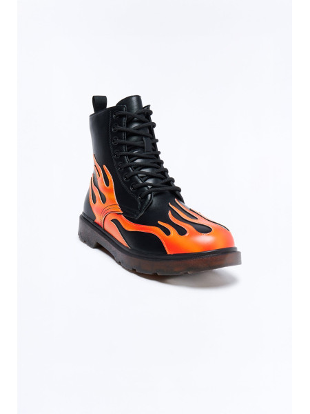 Брутальні черевики на шнурівці