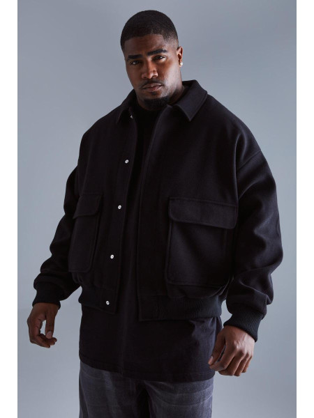 Крім того, чорний піджак Харрінгтон із вовняним виглядом