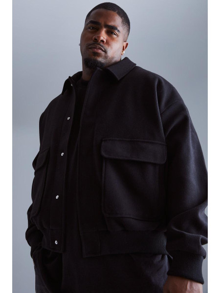 Крім того, чорний піджак Харрінгтон із вовняним виглядом