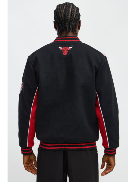 Варсіті-куртка Bulls Twin Turbo