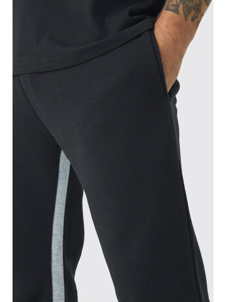 Багатошаровий джоггер з ластовицею