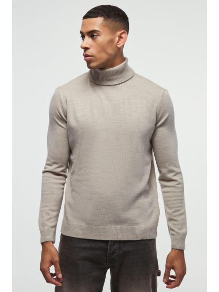 Довгий рулон на шиї в камені перемички