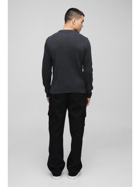 Регулярний екіпаж, покладений ребристим в'язаним джемпером