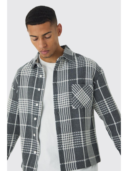 Звичайна саржева сорочка з однією кишенею